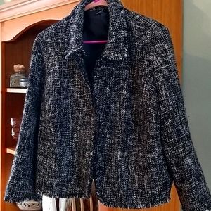 Houndstooth fringe edge suit coat